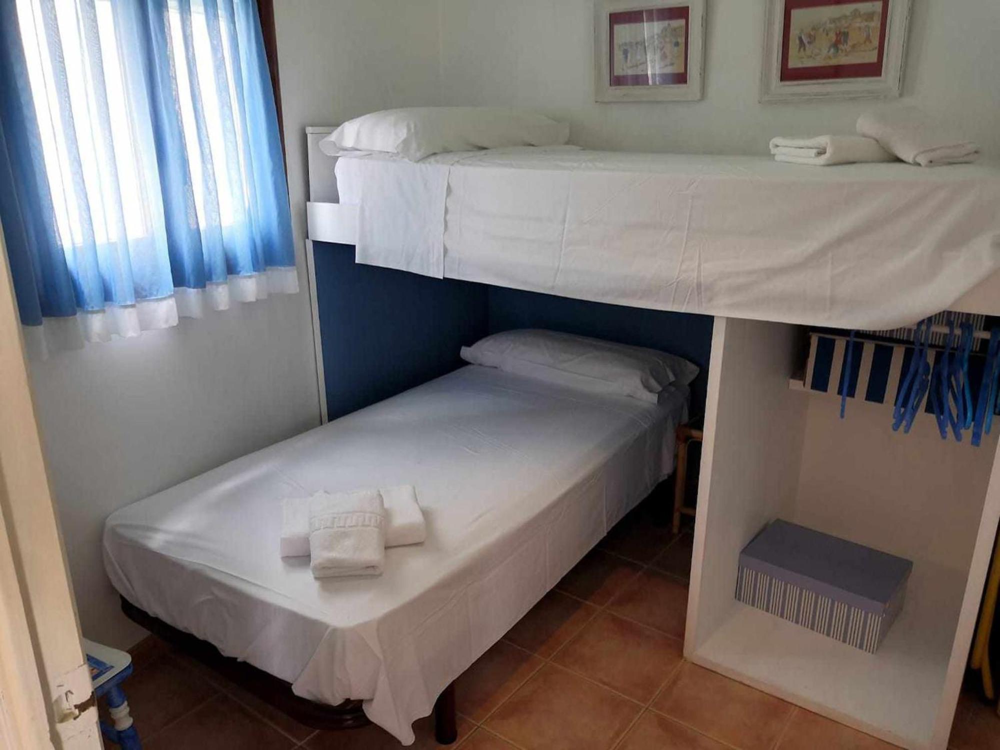A H Rentals Castillo Apartamento Пеньискола Экстерьер фото